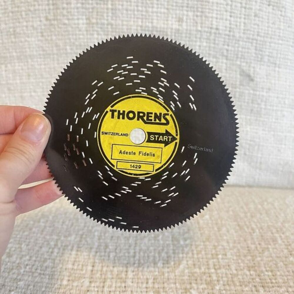 Thorens Switzerland 4 1/2" Disc Classic‎ Music Show Tunes #1429 Adeste Fidelis